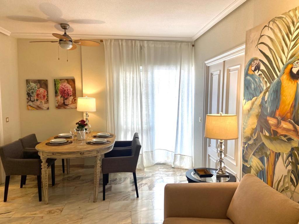Appartement Precioso Remedios Triana Plaza Espana Y Centro Historico